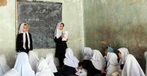 Afghanistan - UNESCO Director-General expresses deep concern over the exclusion of girls from school reopening