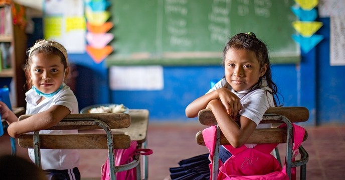 Aprender y prosperar: Qué debe saber sobre el reciente informe mundial sobre salud y nutrición escolares